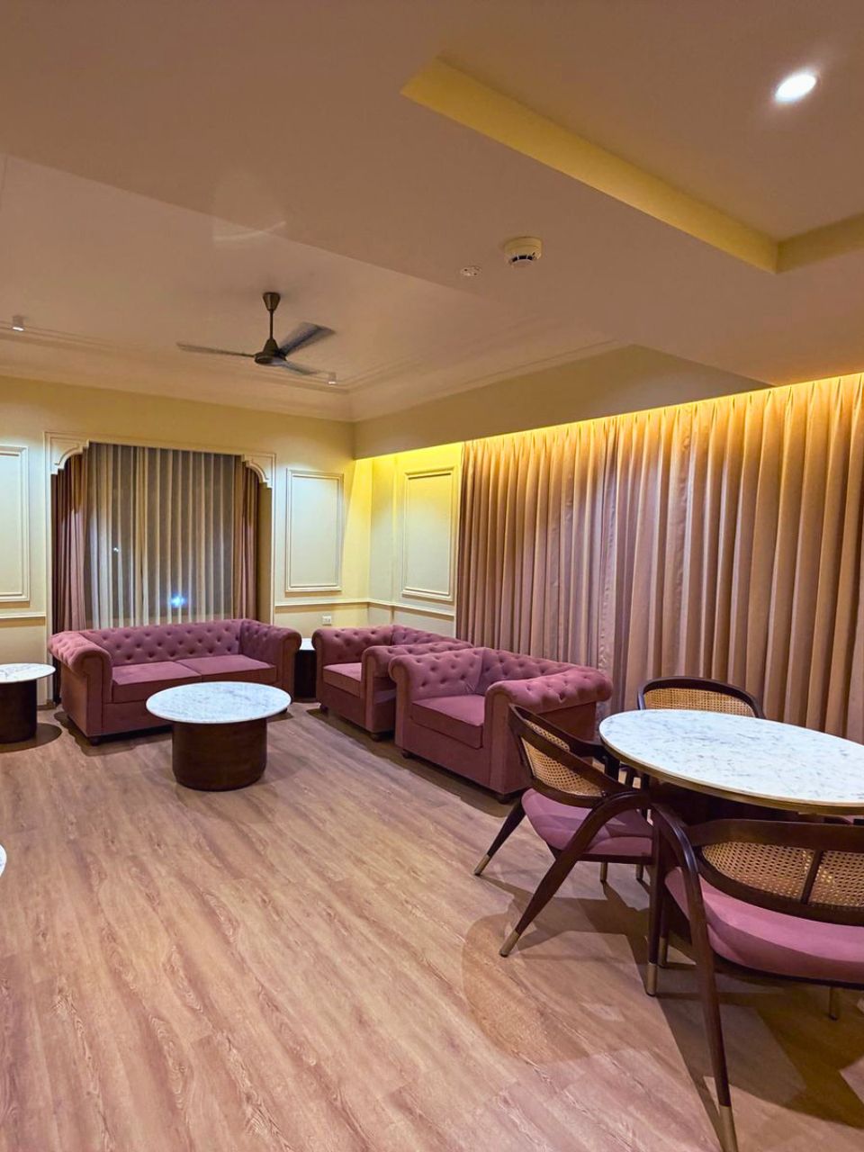Hotel room dining and seating area at Vankamal Resort, Jaipur